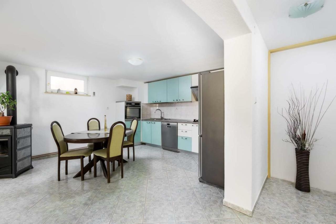 Apartmani Vinko Tribunj-Sovlje Tribunj  Ngoại thất bức ảnh