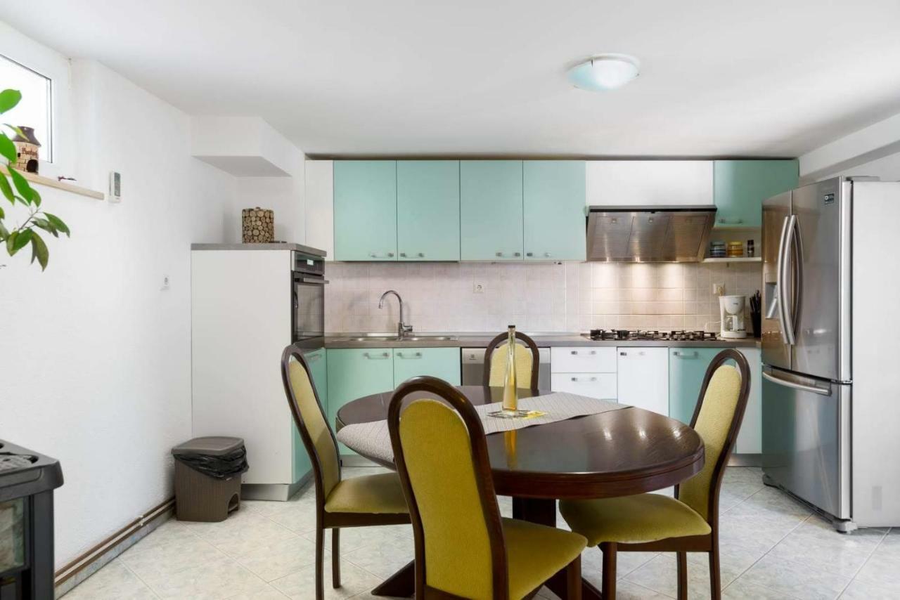 Apartmani Vinko Tribunj-Sovlje Tribunj  Ngoại thất bức ảnh