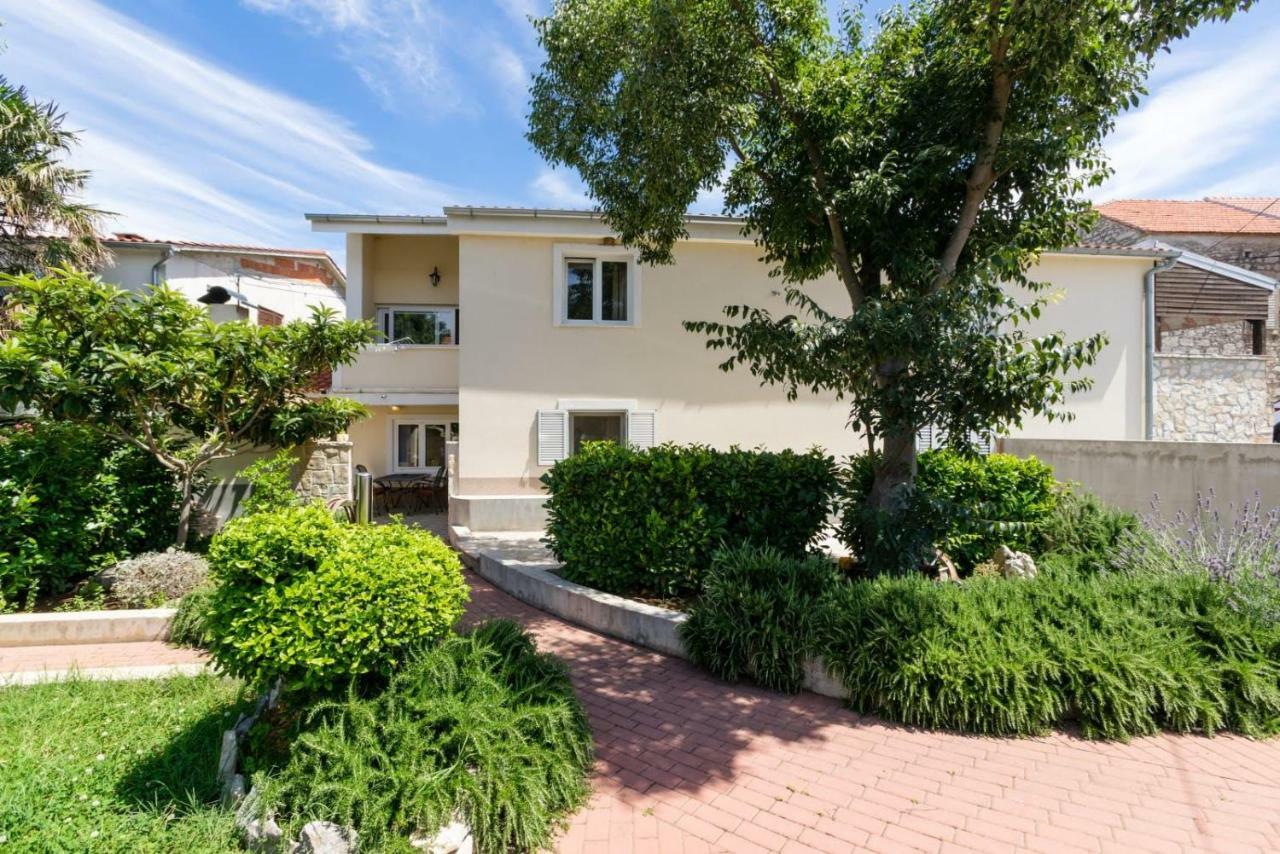 Apartmani Vinko Tribunj-Sovlje Tribunj  Ngoại thất bức ảnh