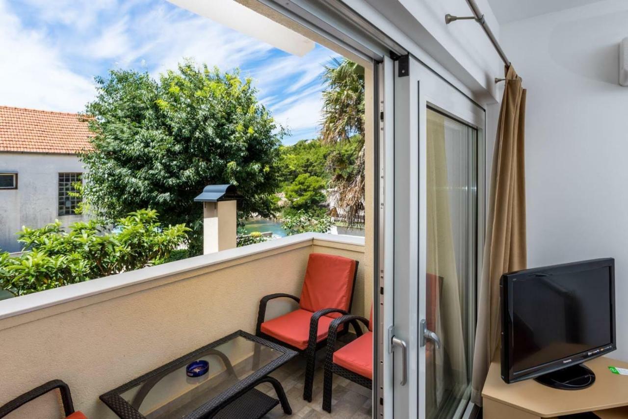 Apartmani Vinko Tribunj-Sovlje Tribunj  Ngoại thất bức ảnh